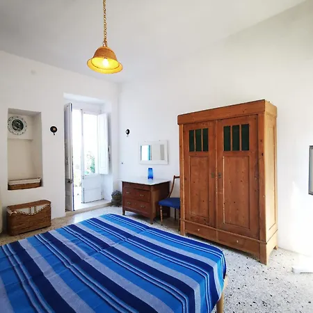 Trullo Salento A 2 Passi Dal Mare - Apulia