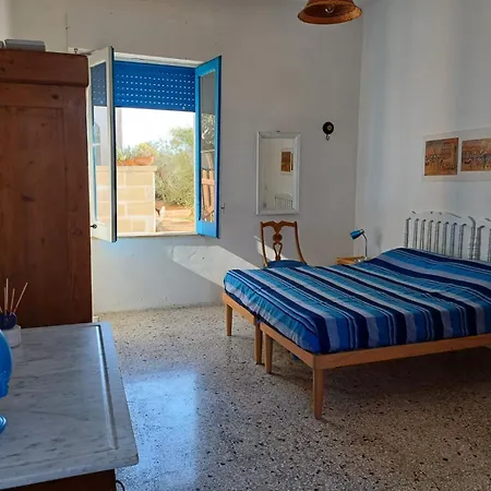 Trullo Salento A 2 Passi Dal Mare - Apulia *