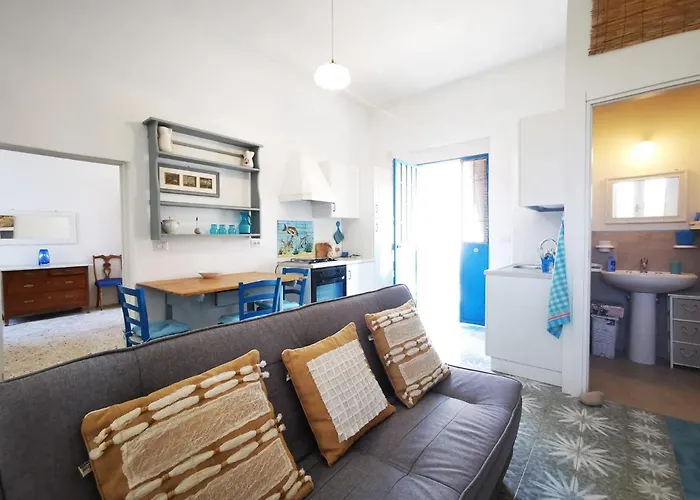Trullo Salento A 2 Passi Dal Mare - Apulia Vakantiehuis